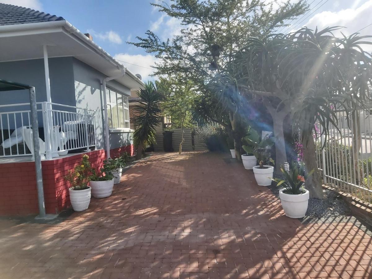 Izuba Lodge كيب تاون المظهر الخارجي الصورة